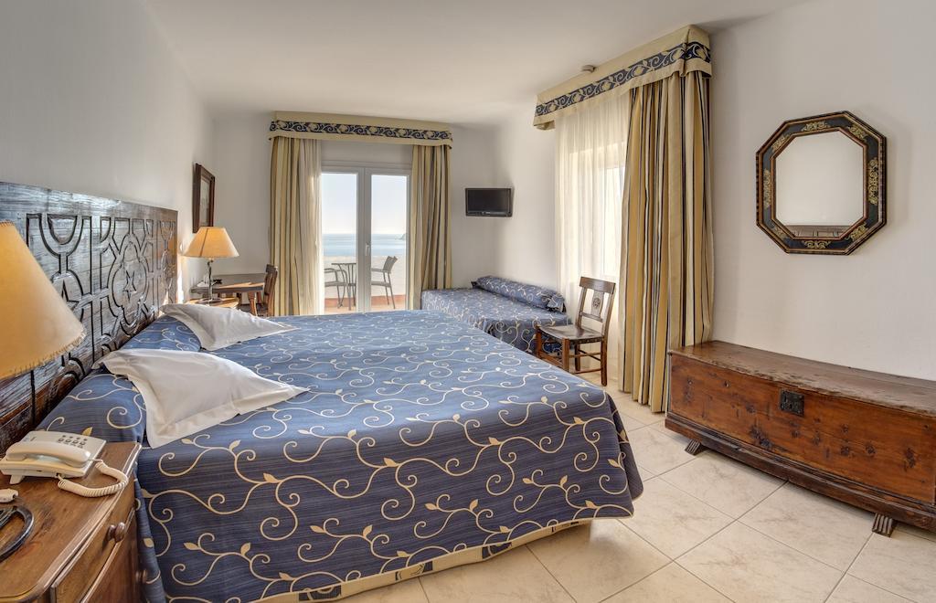 Hotel Rocamar Cadaqués Szoba fotó